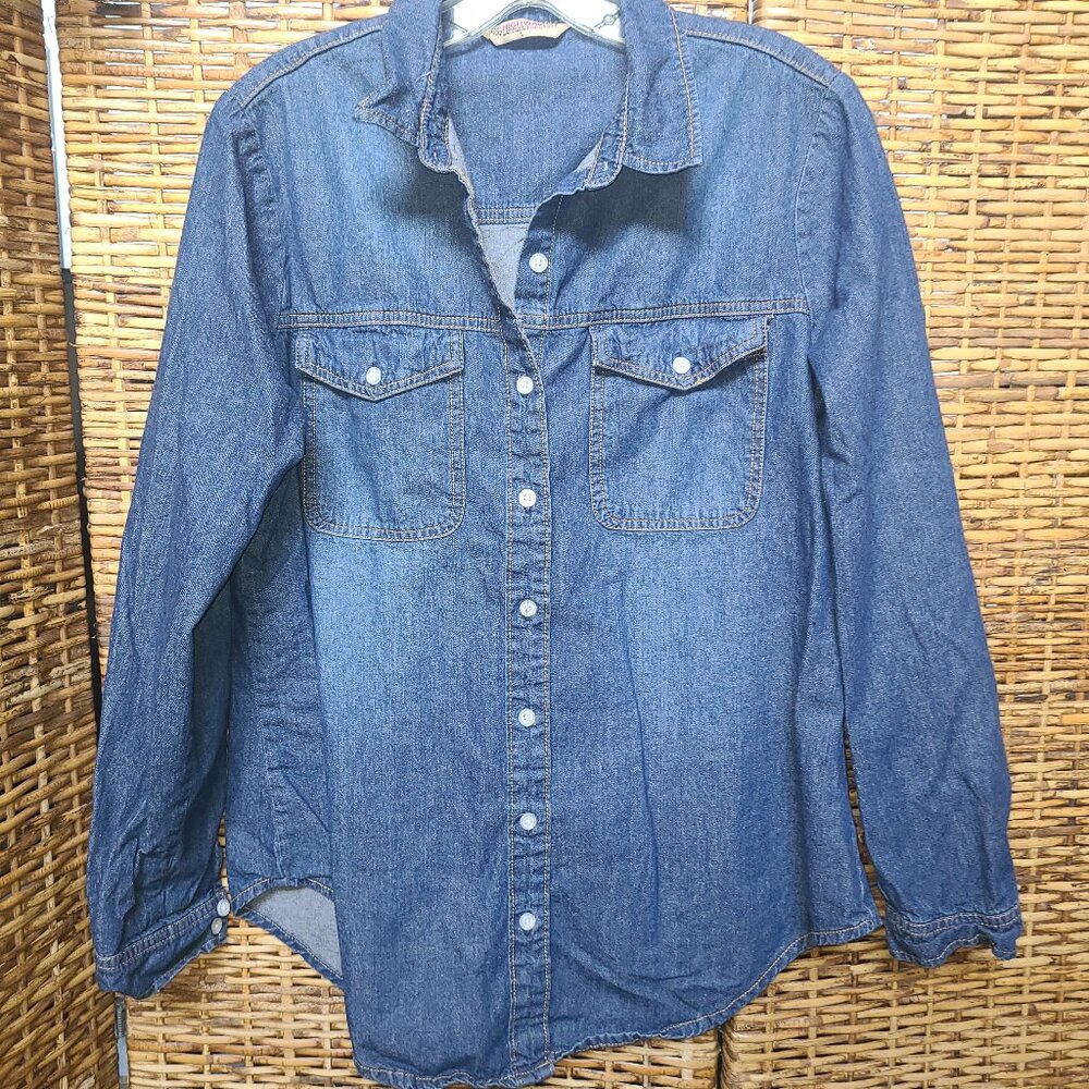 Highway Jeans Denim Shirt Large Button Pockets Long Sleeve Denim High Low Hem